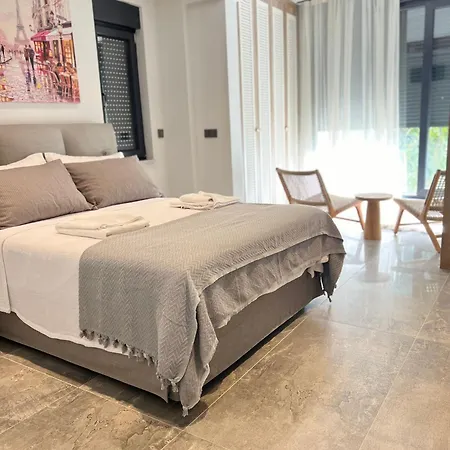 Leos Apart2 Apartament *