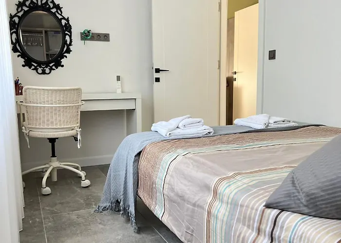 Leos Apart2 * 시데