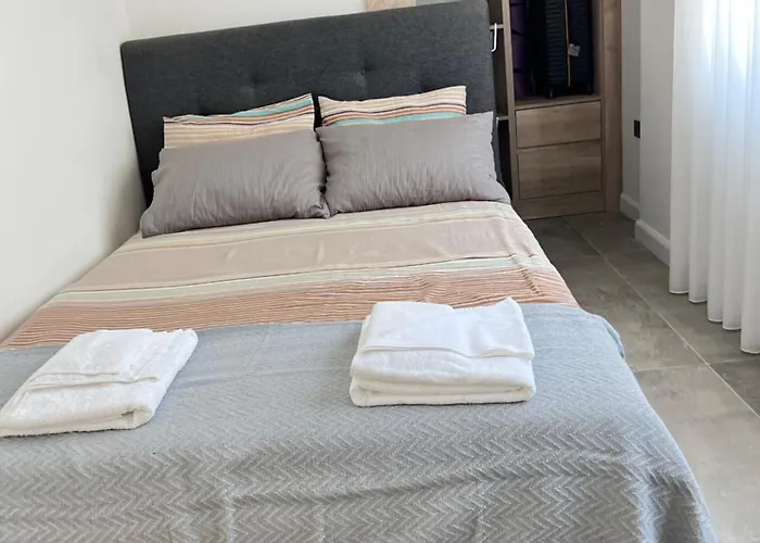 アパート Leos Apart2 *