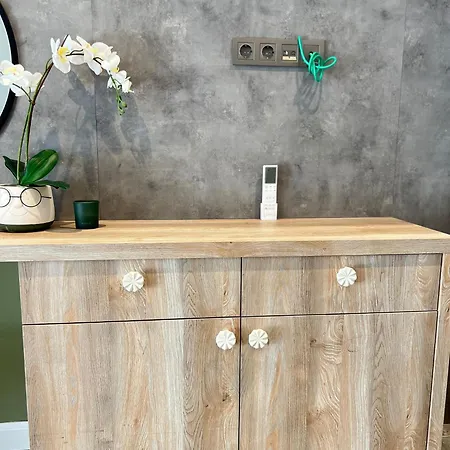 Appartement Leos Apart2 *