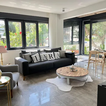 Appartement Leos Apart2 *